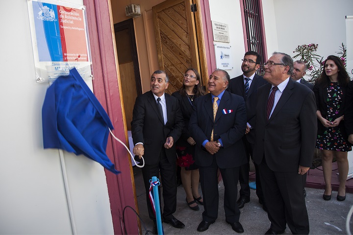 Ministro de Justicia y Derechos Humanos encabezó inauguración de primer Consultorio Jurídico en la comuna de Mejillones