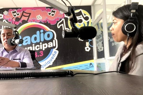 Trabajadora Social del Centro de Familia  fue entrevistada en radio Municipal de Iquique