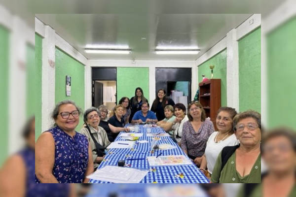 Unidad del Adulto Mayor de Tarapacá llevó a cabo un interesante taller sobre  herencia