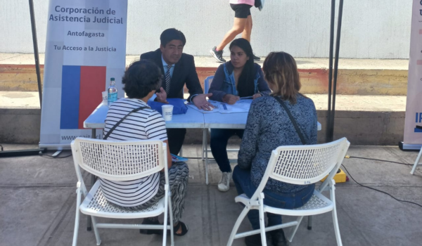 Consultorio Jurídico Antofagasta Norte participa en la Plaza Ciudadana