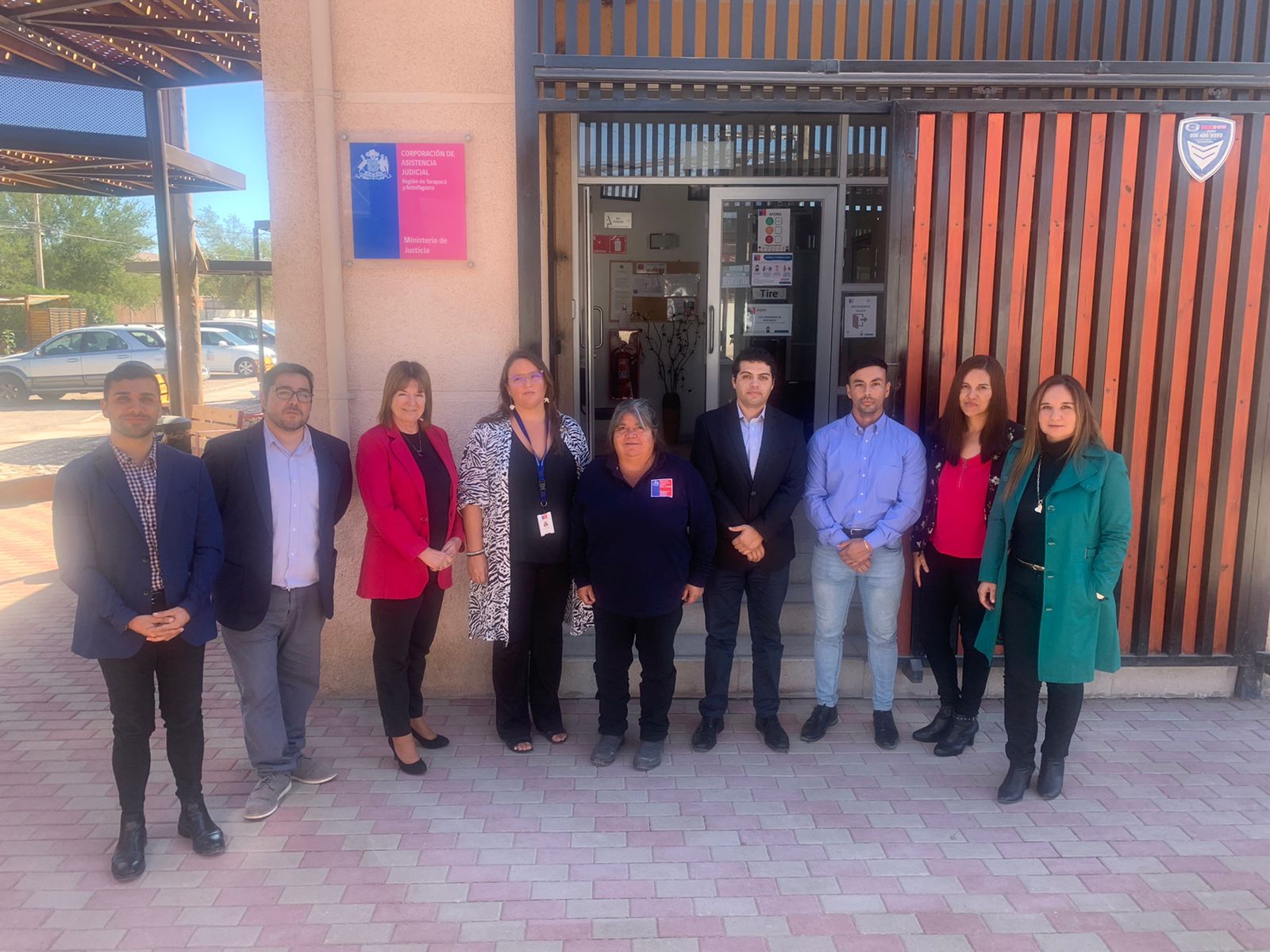 Directora General de la CAJTA realiza visita de trabajo a Consultorio Jurídico de Pozo Almonte