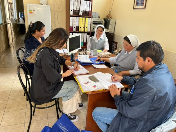 Unidad  Adultos Mayores de Arica y Parinacota, visitó el Hogar Hermanita de los Pobres de Maiquetía