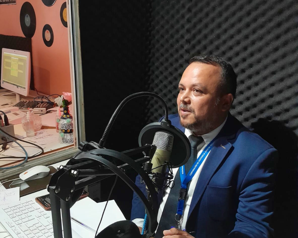 Abogado Jefe del Consultorio Jurídico Arica fue entrevistado en Radio Estación XV