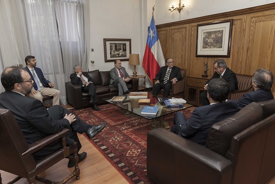 Ministro Jaime Campos con Corte Suprema y Universidad de Chile abordan modernización de Código de Comercio con más de 150 años de historia