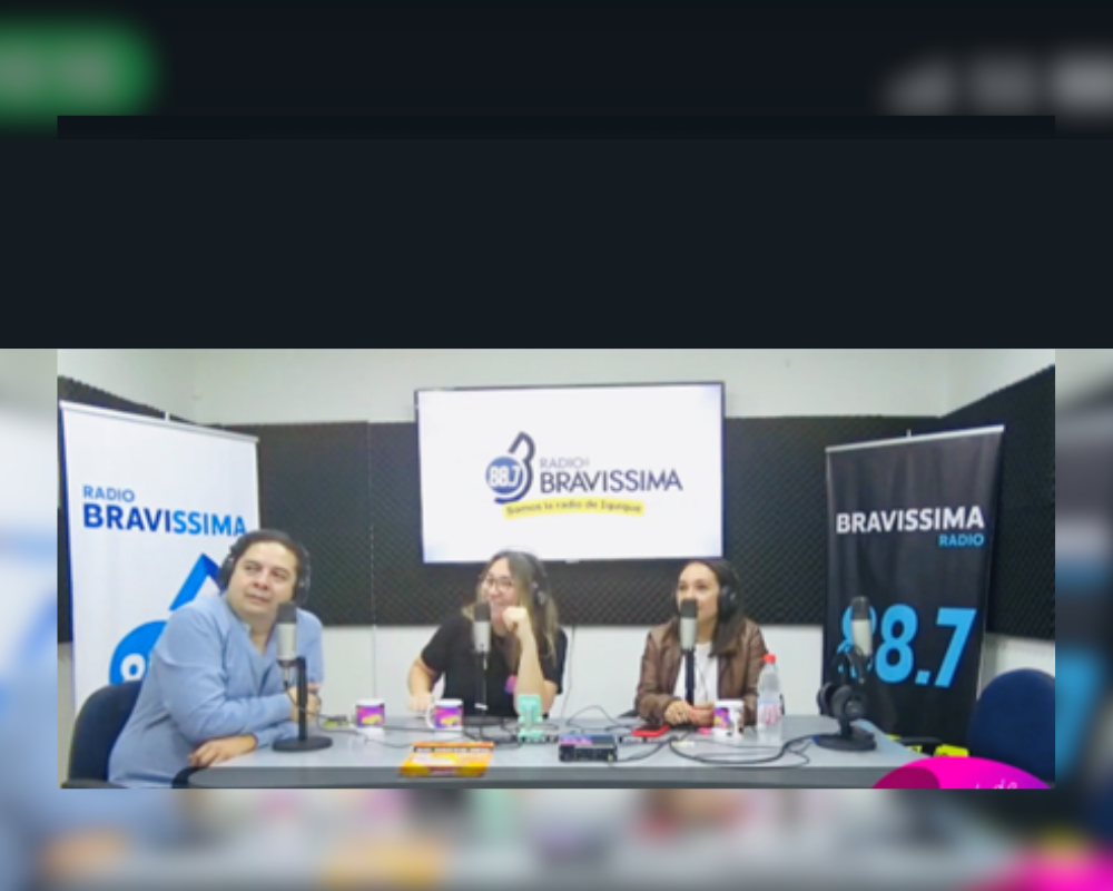 Abogada del Convenio CAJTA-SENADIS de Tarapacá en Radio Bravissima de Iquique