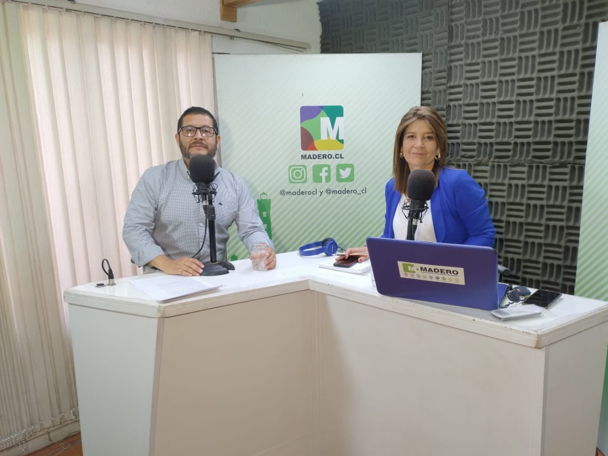 Abogado del Consultorio Antofagasta Centro informó sobre el divorcio en Radio Madero