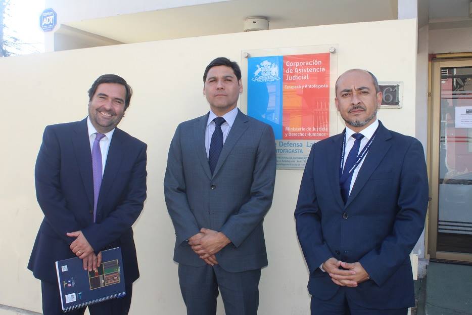 Seremi de Justicia y Derechos Humanos de Antofagasta realiza visita a las dependencias de la Corporación de Asistencia Judicial