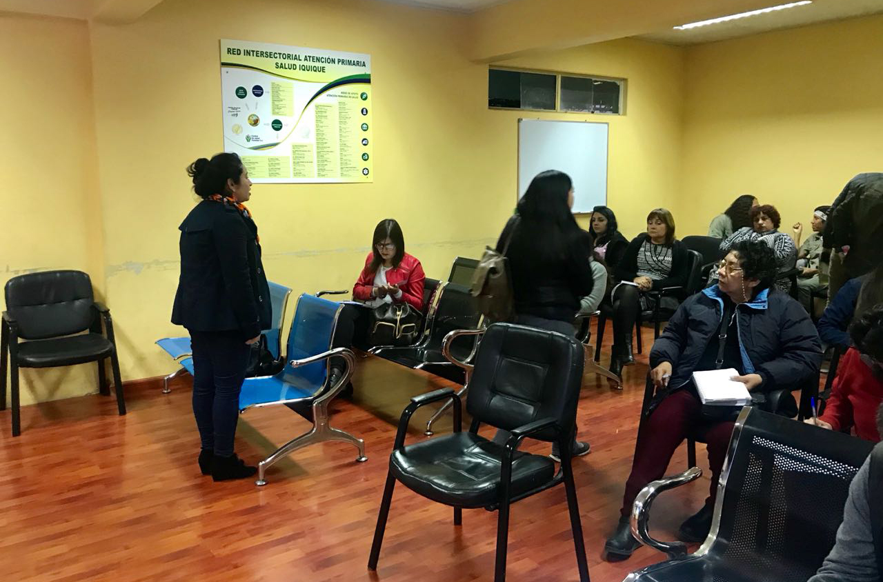 Centro de Familia realiza charla informativa en CESFAM Cirujano Videla en Iquique