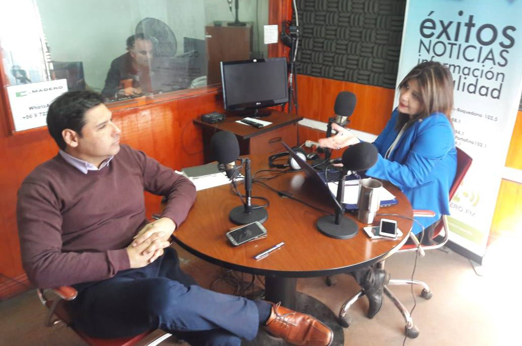 El Director Regional de Antofagasta llegó hasta Radio Madero
