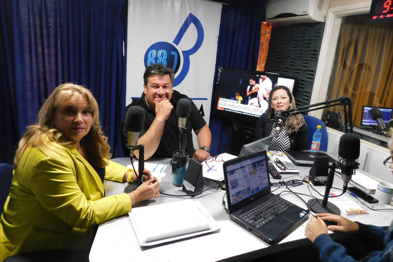 En Iquique difunden campaña “Conoce los derechos de Familia” en Radio Bravissima FM