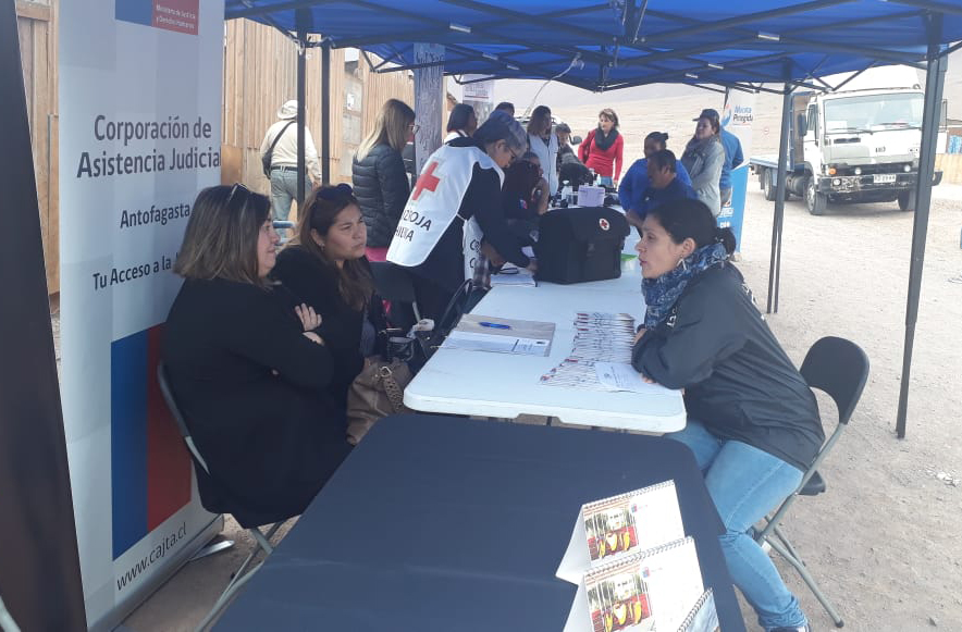 Consultorio Jurídico Tocopilla participa en Gobierno en Terreno en Caleta Urco